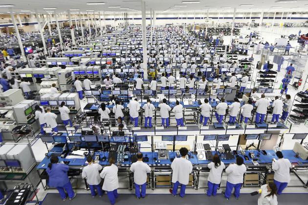 疫情沖擊富士康3月銷售額 電子制造業(yè)的變局與韌性